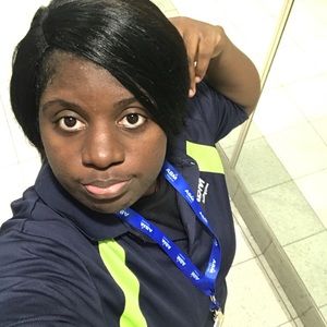 Meet your Posher, Twinesha